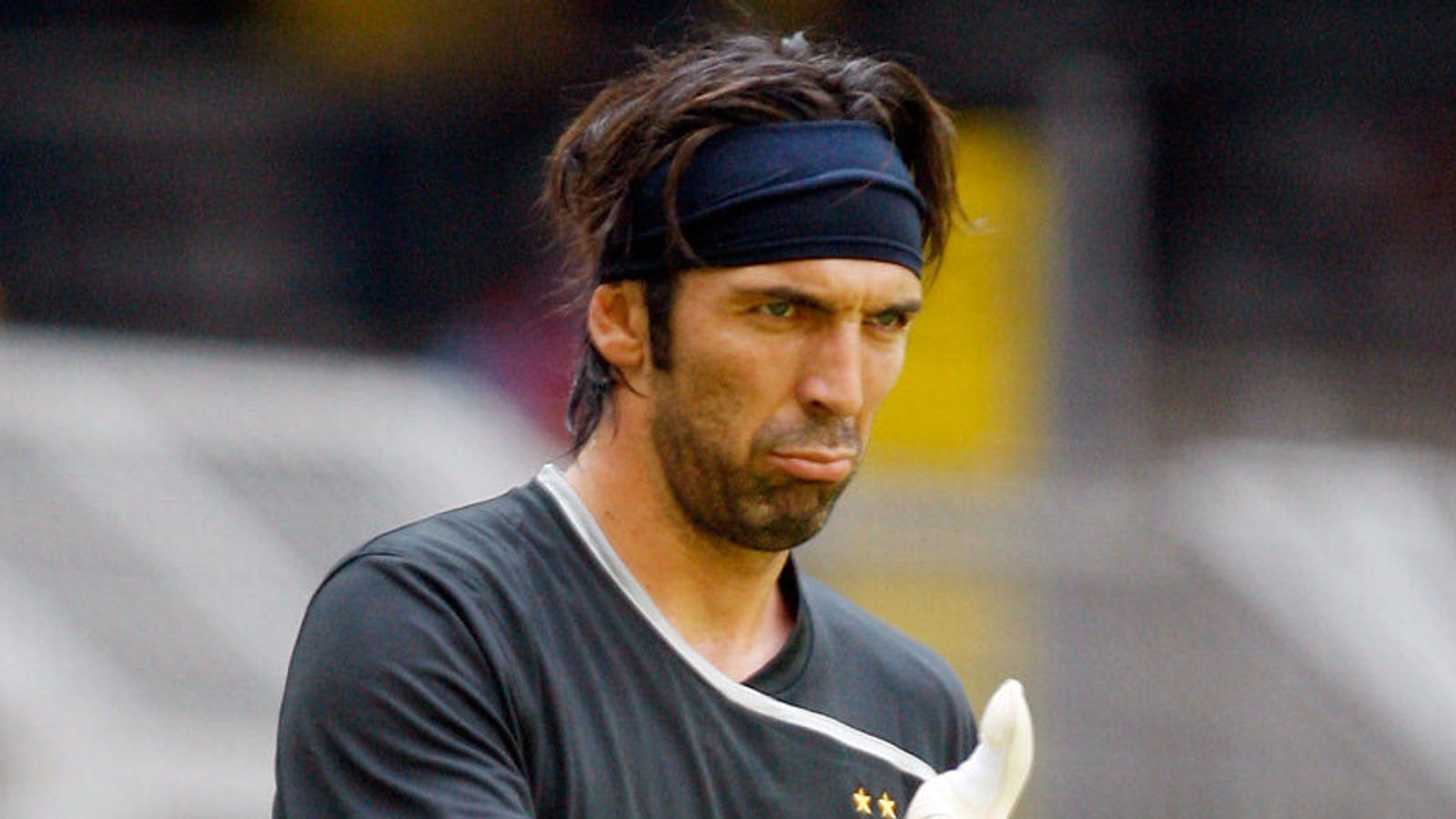 Buffon plans knee op | Football News | Sky Sports