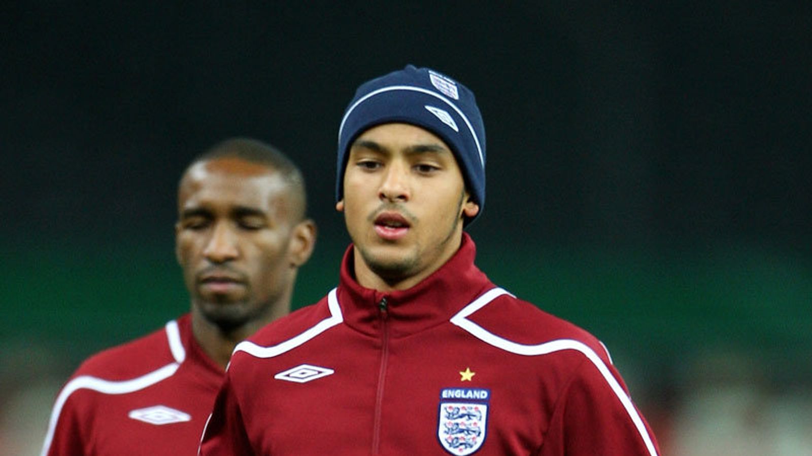 Injury blow rocks Walcott | Football News | Sky Sports