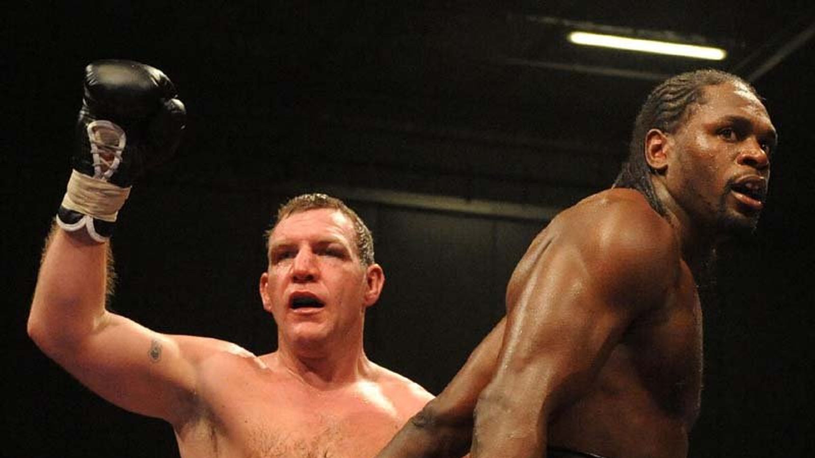 Martin Rogan Boxer A-Force beaten by cabbie | Boxing News | Sky Sports