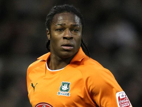 Image of Mpenza: On the move