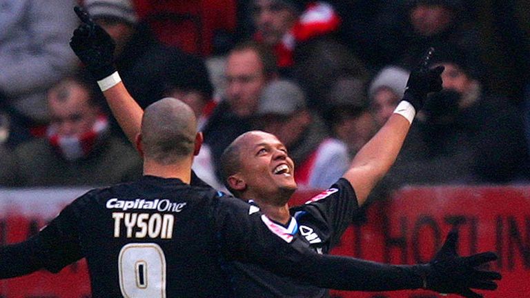 36th minute: Robert Earnshaw celebrates after putting Forest 2-0 up.