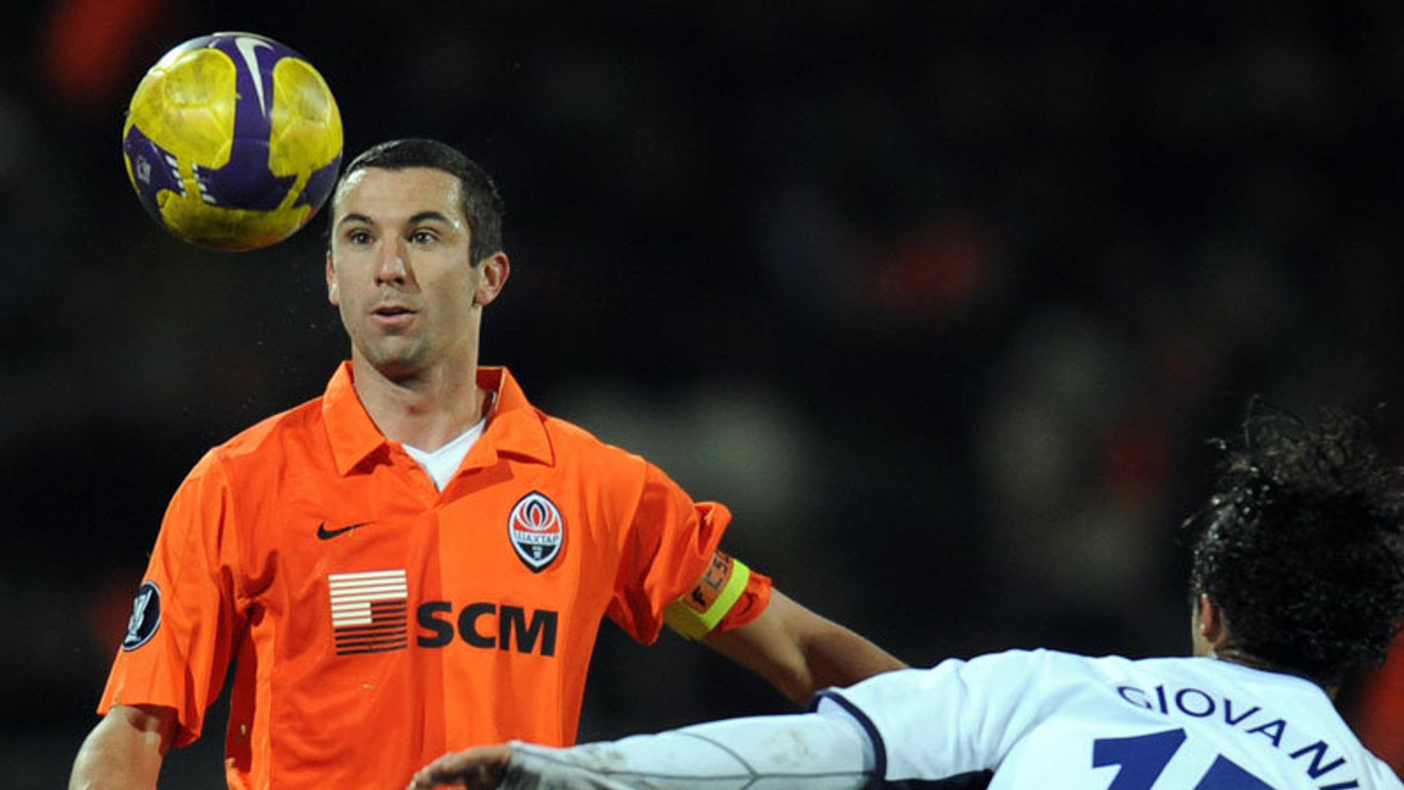 Тони алессандрини. Live football. Брандао шахтер. Феномен футбол академия. Бастиан швайнштайгер торс.