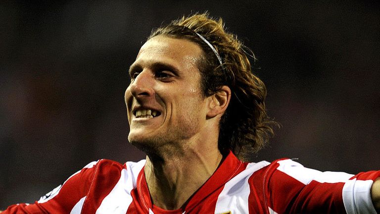 45th minute: Diego Forlan puts Atletico Madrid back in front.
