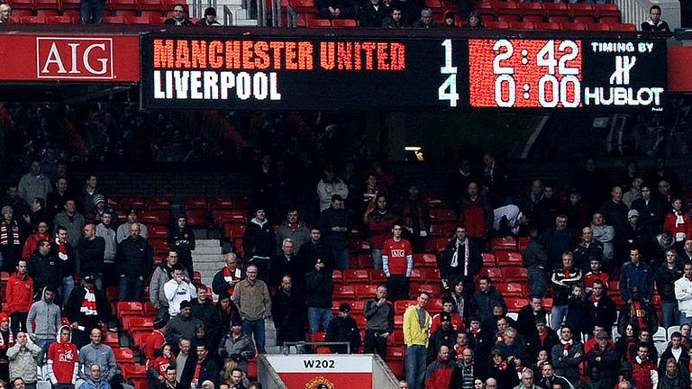 Liverpool take the three points as United suffer their biggest defeat at Old Trafford since 1992.