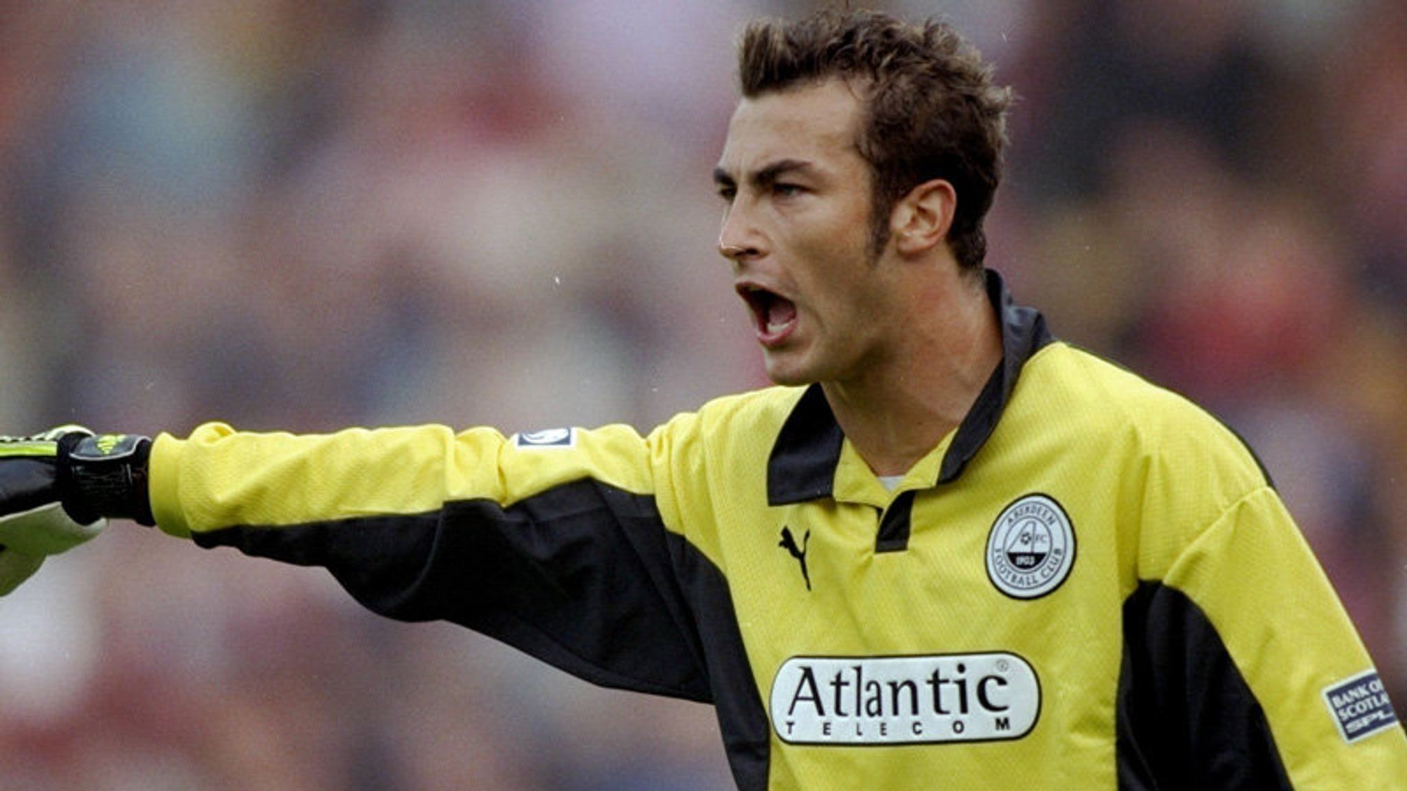 Tykes keeper signs new deal | Football News | Sky Sports
