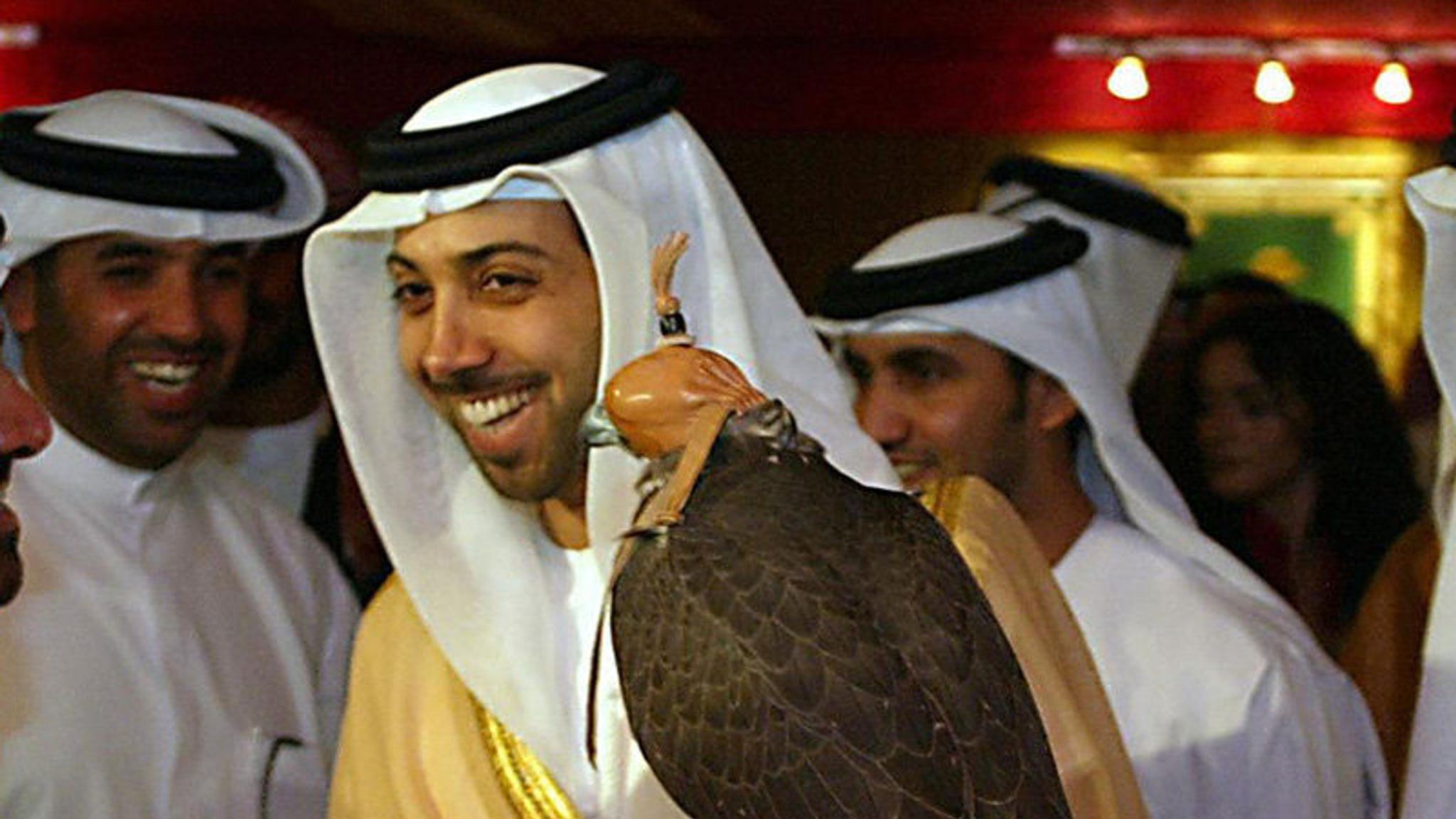 мансур. шейха бинт саид бин тани аль мактум свадьба. тахар рахим фильм чёрное золото. на брайтон бич опять идут дожди шейх. фильм про шейха.