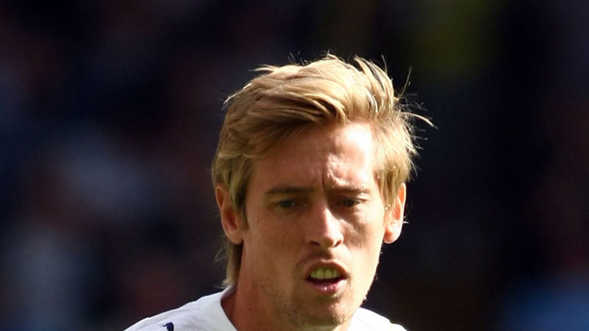 Crouch - Harry deserves respect | Football News | Sky Sports