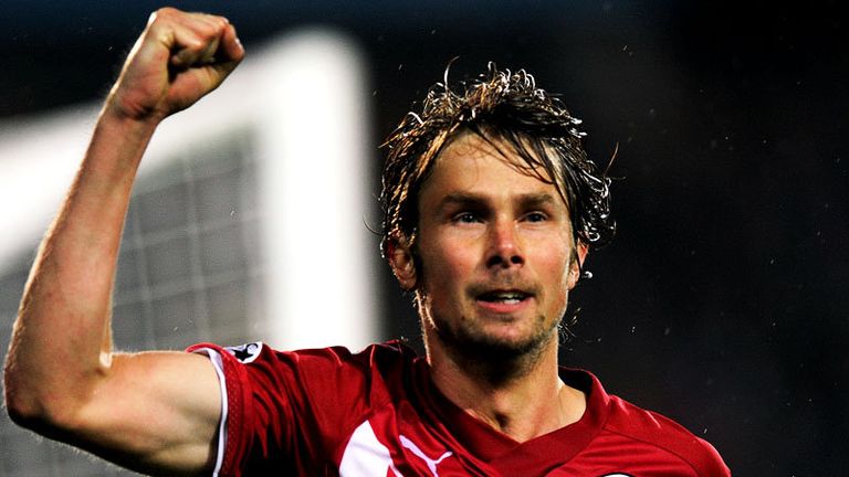A late equaliser from Jarovslav Plasil earns Bordeaux a deserved point.
