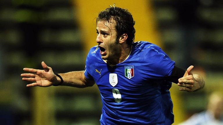 Gilardino scores a hat trick in the final twelve minutes to snatch victory for Italy