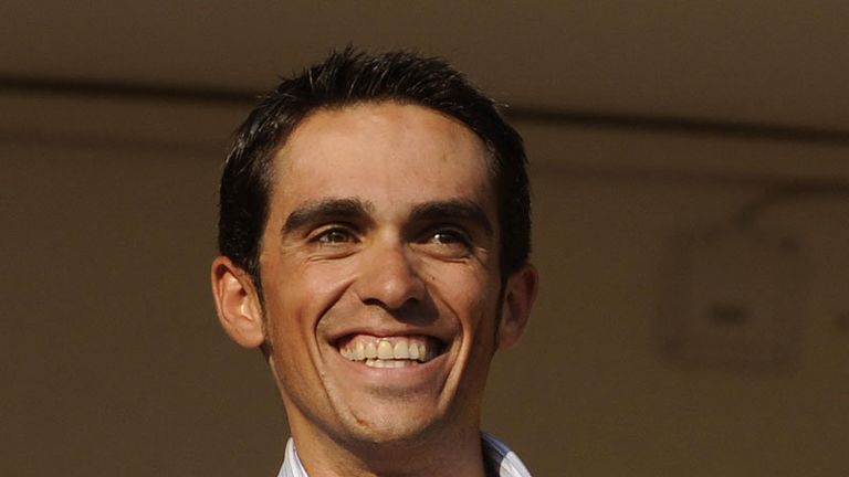 Homecoming in home village of Pinto to celebrate Tour de France victory