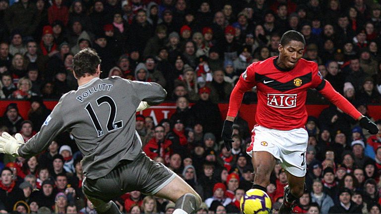 Antonio Valencia rounds off the scoring with a neat chip over Mike Pollitt