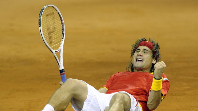 Celebrating five-set victory over Radek Stepanek on day one