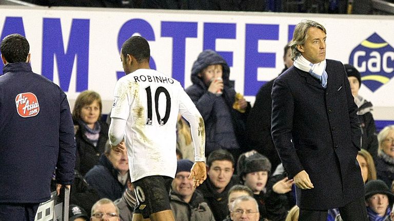 60th minute: Robinho is replaced by Wright-Phillips
