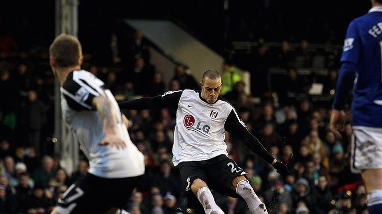Bobby Zamora curls in a 90th minute free-kick to take full points for Fulham