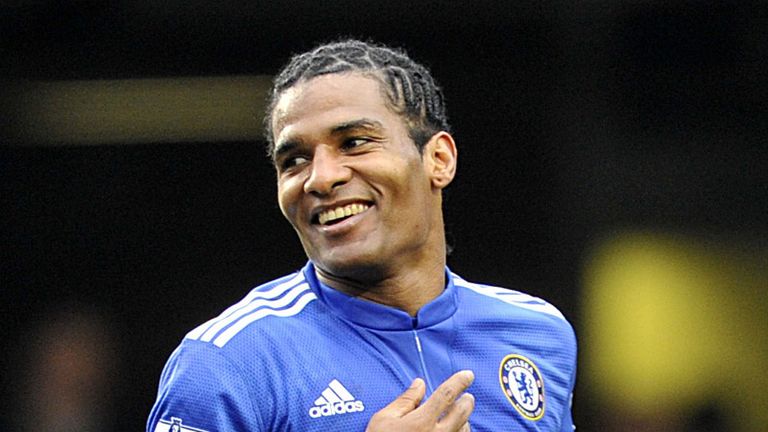 Florent Malouda adds the third for Chelsea with a cool finish