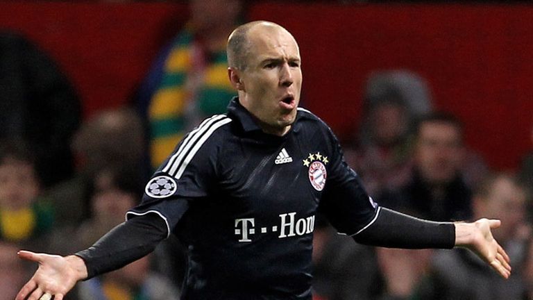 Arjen Robben celebrates scoring the winning goal for Bayern Munich