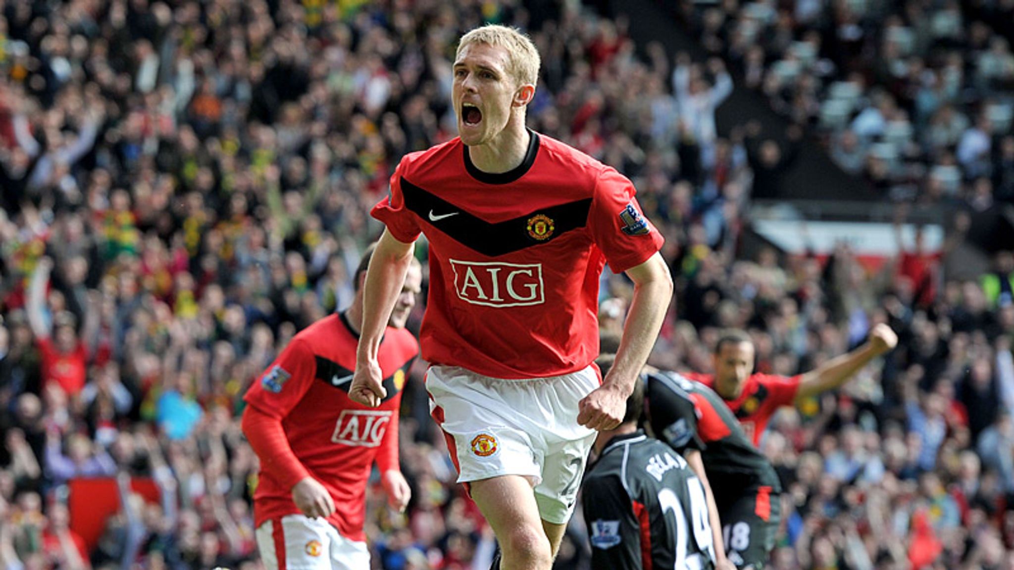 Outlets 2009-2010 Darren fletcher manchester uni