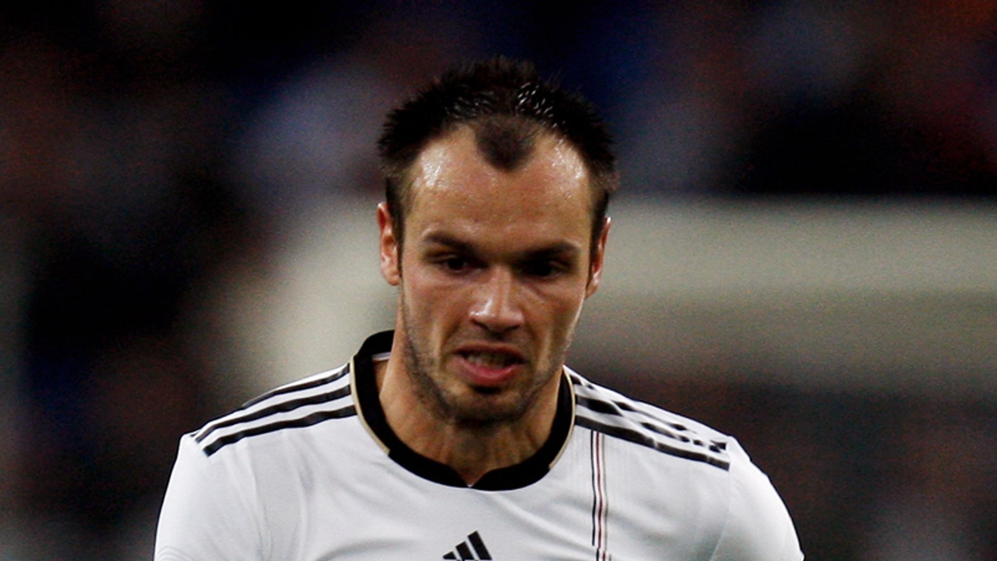 Westermann set for Hamburg | Football News | Sky Sports