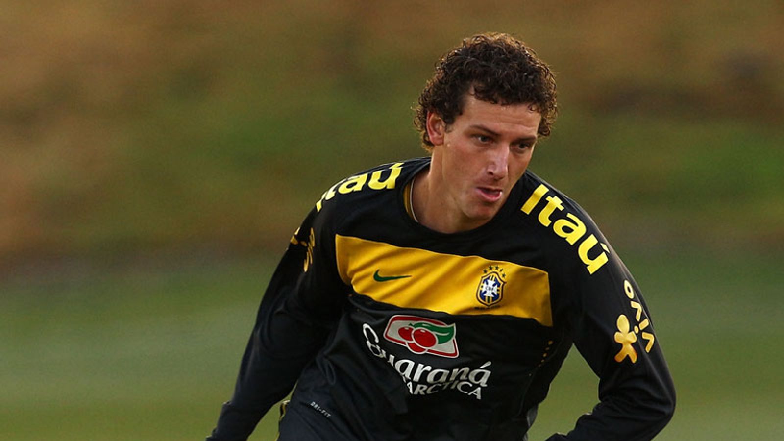 Elano fitness boosts Brazil | Football News | Sky Sports