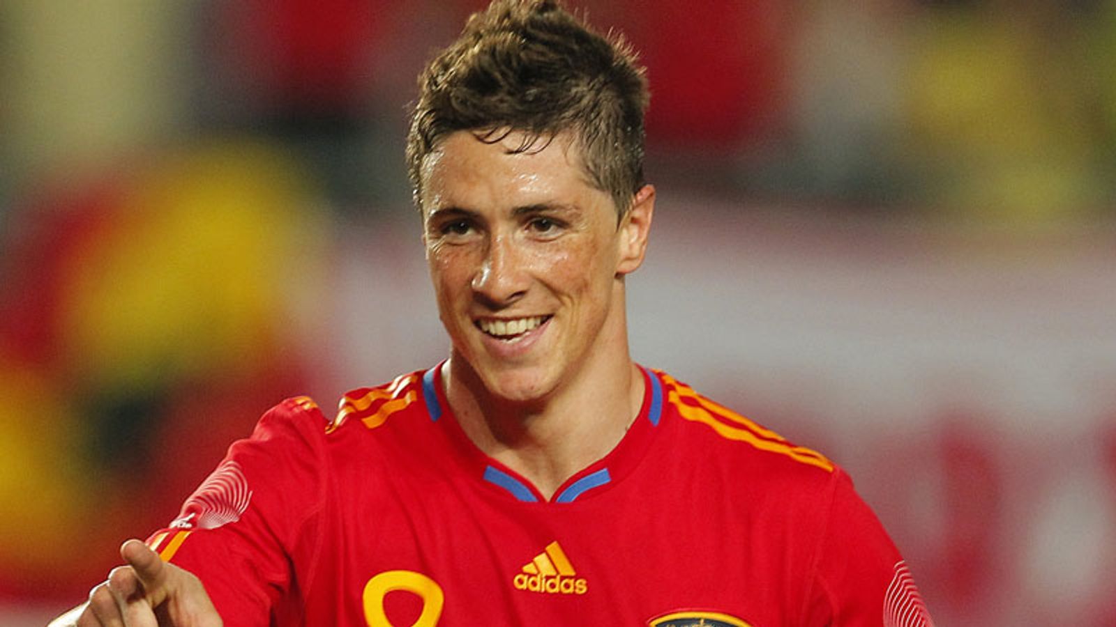 Liverpool Fan Burns Fernando Torres Jersey on Sky Sports 