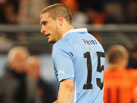 Image of Perez: Bologna move