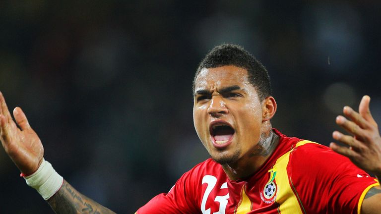 Kevin Prince Boateng gees up the crowd