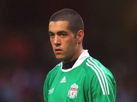 Image of Dean Bouzanis: Looking for a new club