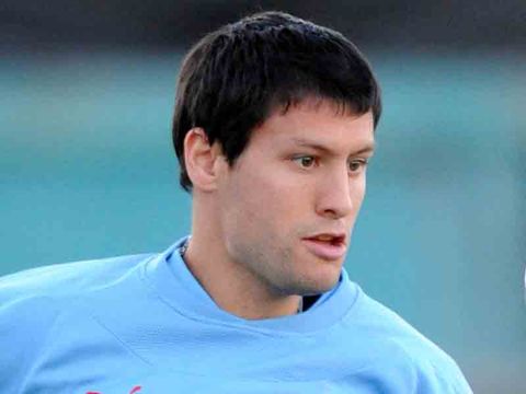 Image of Gonzalez: Out for six months