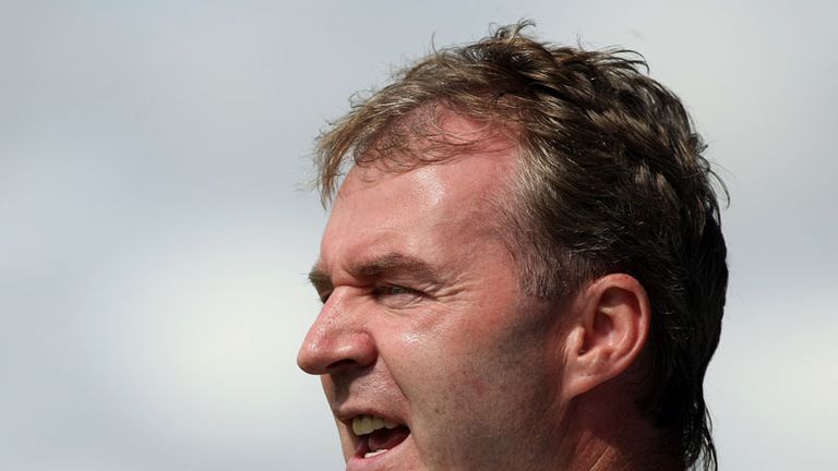 Chesterfield manager John Sheridan