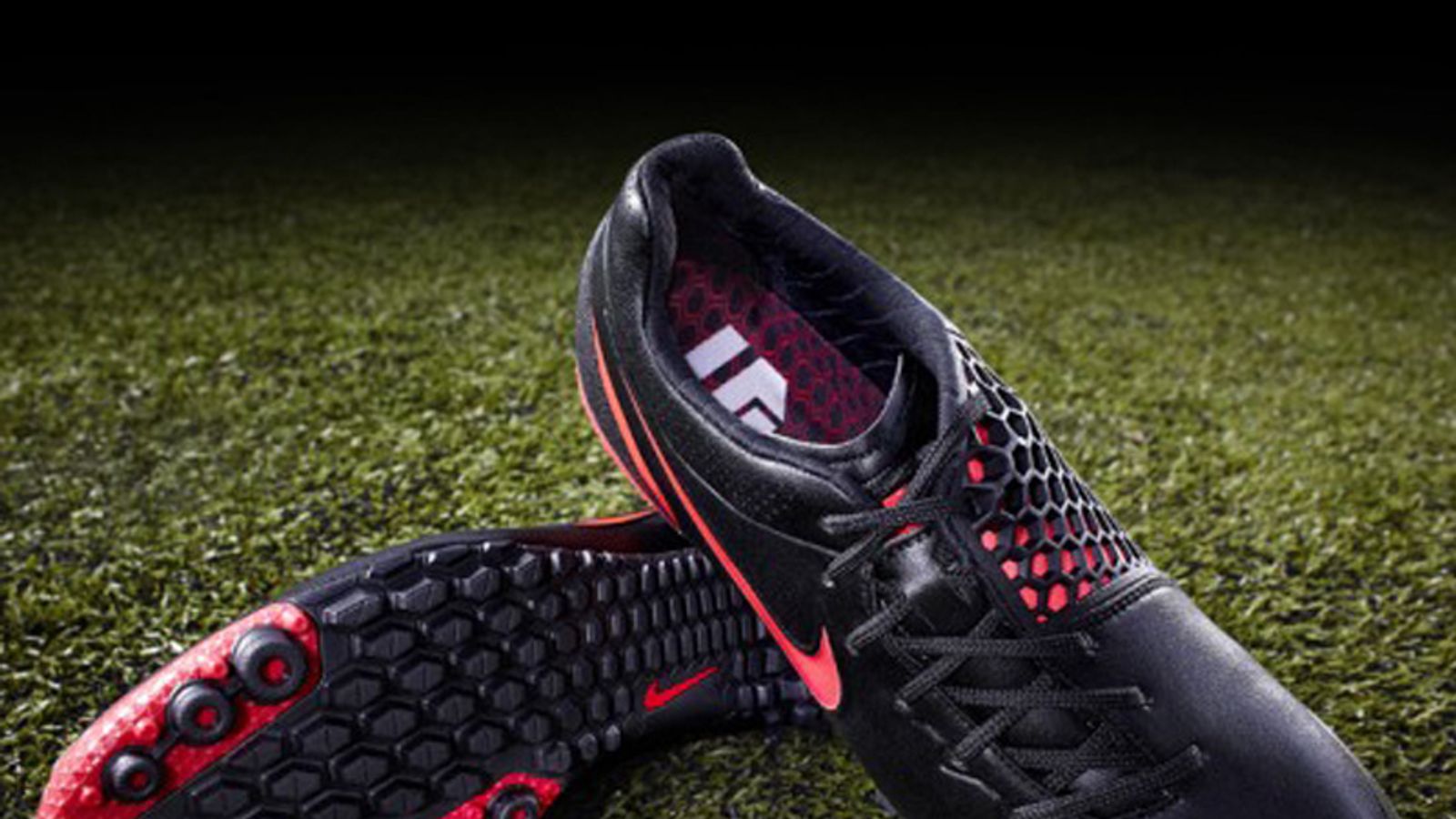 Fructífero en términos de Relativo Nike5 Bomba Finale | Football News | Sky Sports