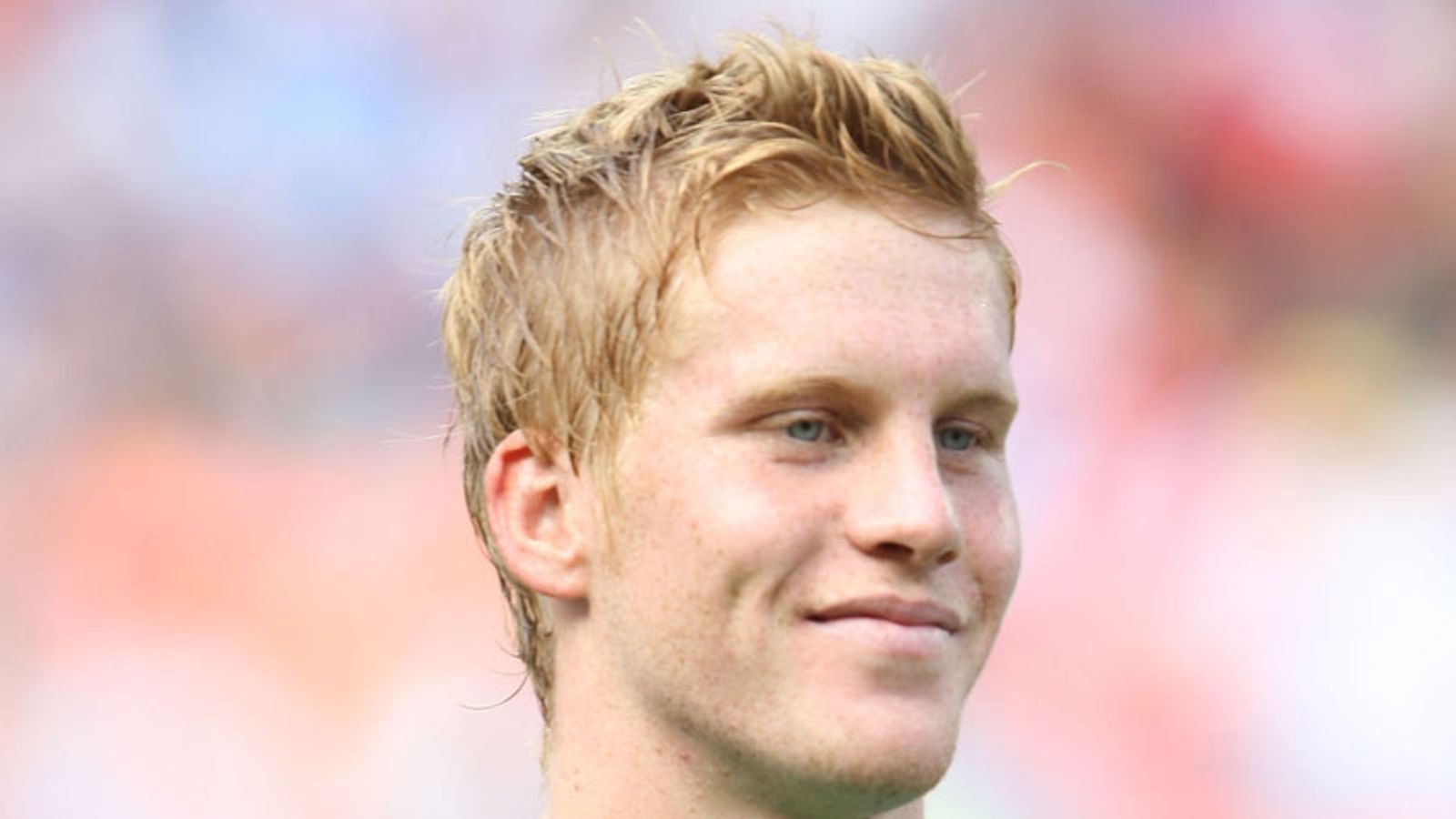 Amos returns to Old Trafford | Football News | Sky Sports