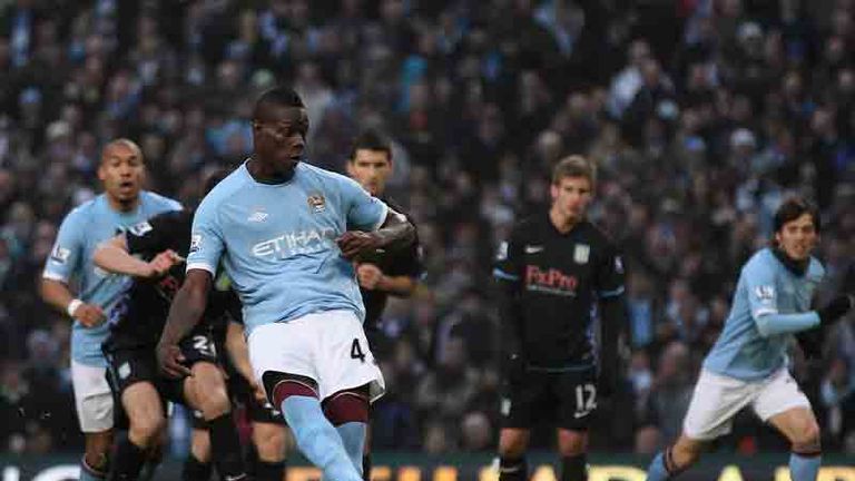 Balotelli slots home from the penalty spot