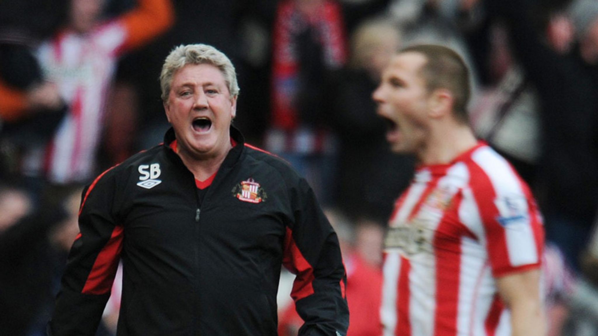 Bookies name favourites for Sunderland job - Former Newcastle boss in the running!