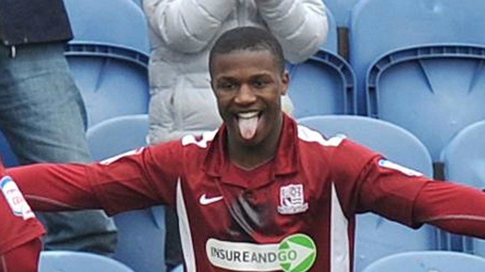 Asante signs Shrimpers deal | Football News | Sky Sports