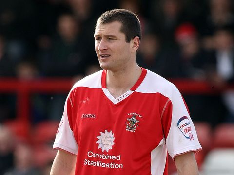 Image of Edwards: Not happy with ref