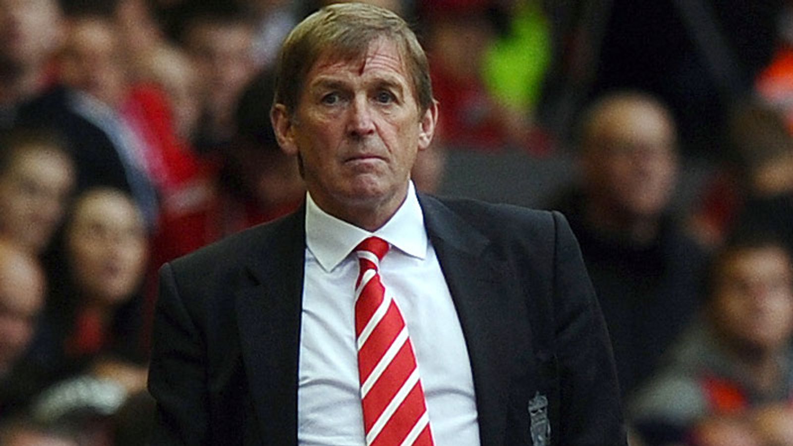 Далглиш инспектор. Далглиш. kenny dalglish liverpool. kenny dalglish футболист.