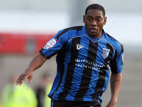 Image of Oli: Set for exit