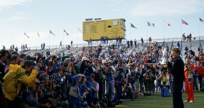 Sandy Lyle parades the trophy at Royal St George's in 1985