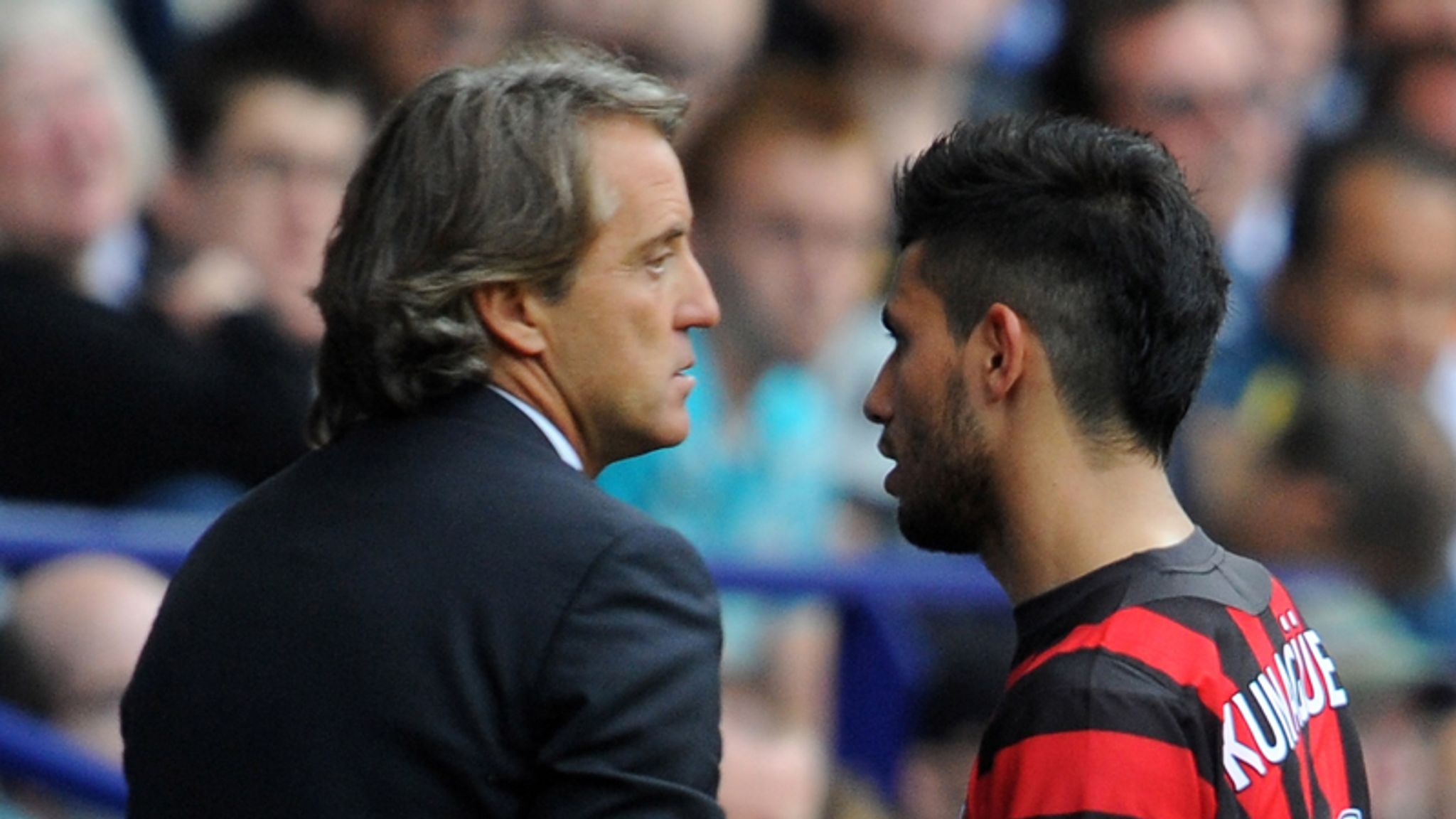 Sergio Aguero hoping Manchester City stick with Roberto ...