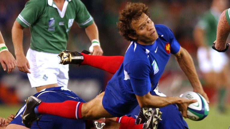 French captain Fabien Galthie spreads the ball wide in Les Bleus' quarter-final victory over Ireland