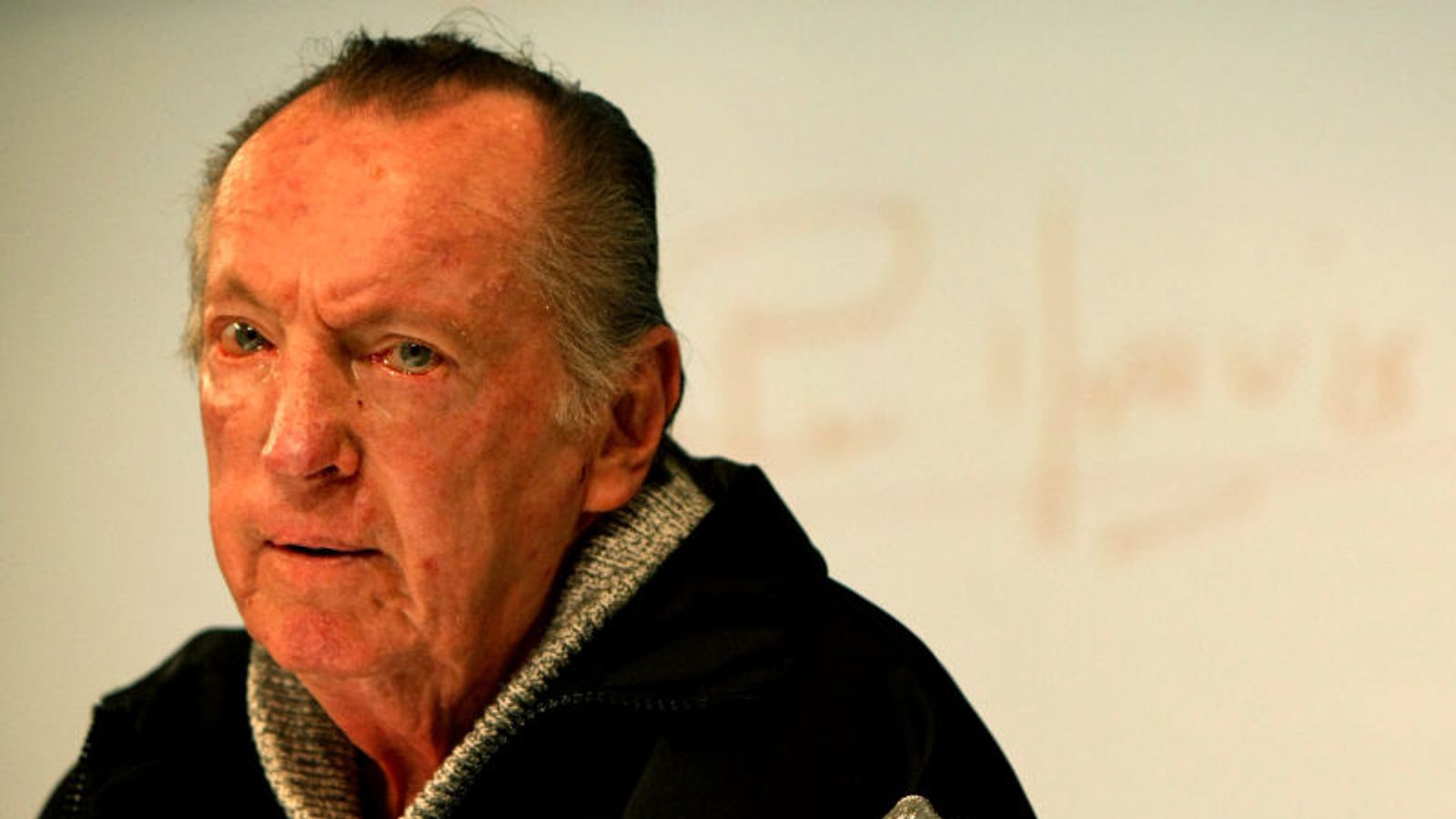 Al Davis, Renegade Raider Who Remade Pro Football, Dies at 82