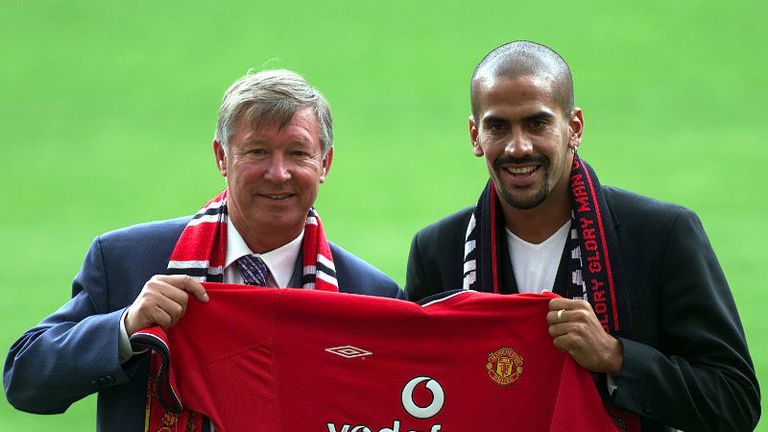 Sir Alex then broke a British transfer record to sign Juan Sebastian Veron for £28.1 million. However the Argentine did not live up to expectations.