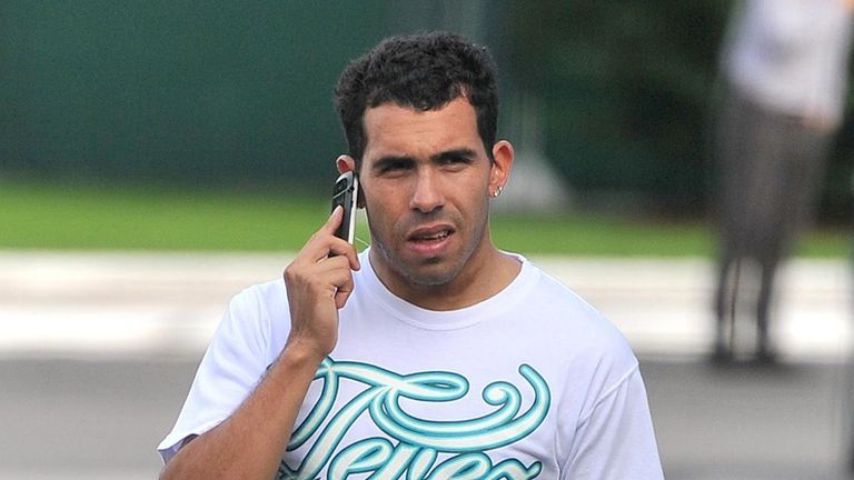 Carlos Tevez: Manchester City say they still want big money for Argentine