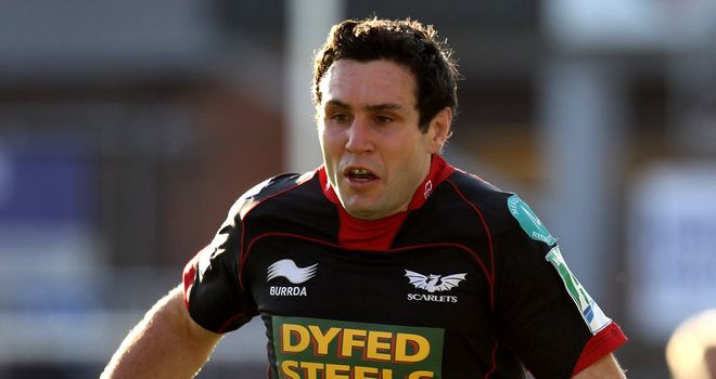 Jones turned down the Barbarians to make his 300th Scarlets appearance