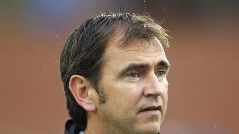 Pat Fenlon: Wants stability at Hibs after becoming their fifth manager in four seasons