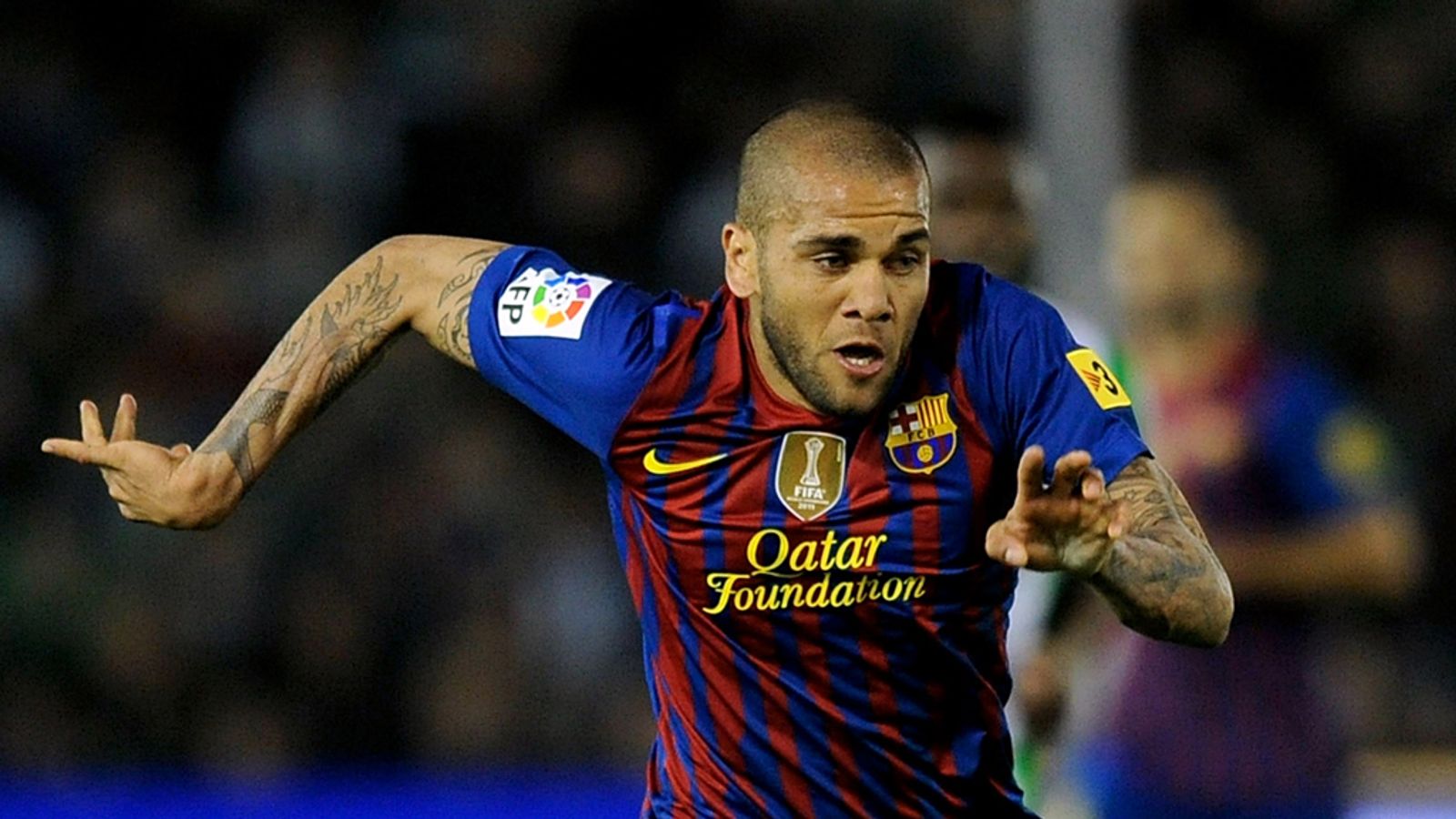 Barcelona defender Dani Alves will not rule out a transfer to Paris St