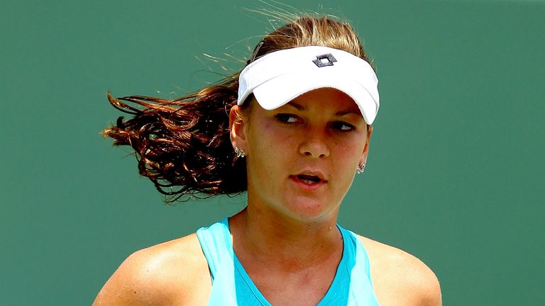 Beat Maria Sharapova in final