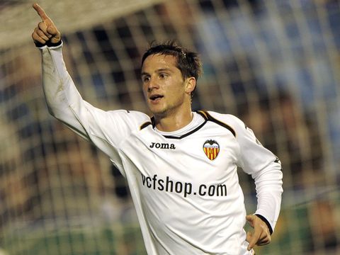 Image of Pablo Piatti: Midfielder faces two months on the sidelines