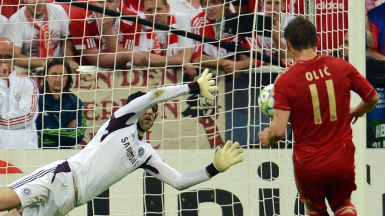Ivica Olic sees Petr Cech save his penalty in the Champions League penalty shoot-out