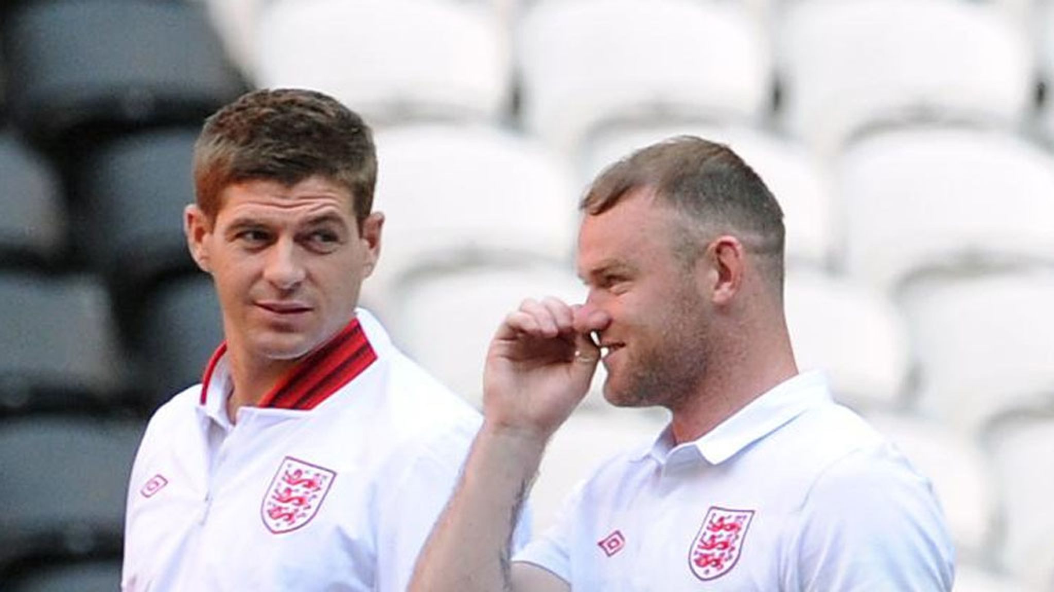 Steven Gerrard feels Wayne Rooney will fire England to the World Cup finals | Football News | Sky Sports